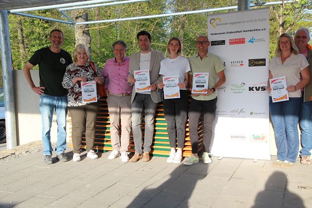 Gruppenbild Promobil Übergabe